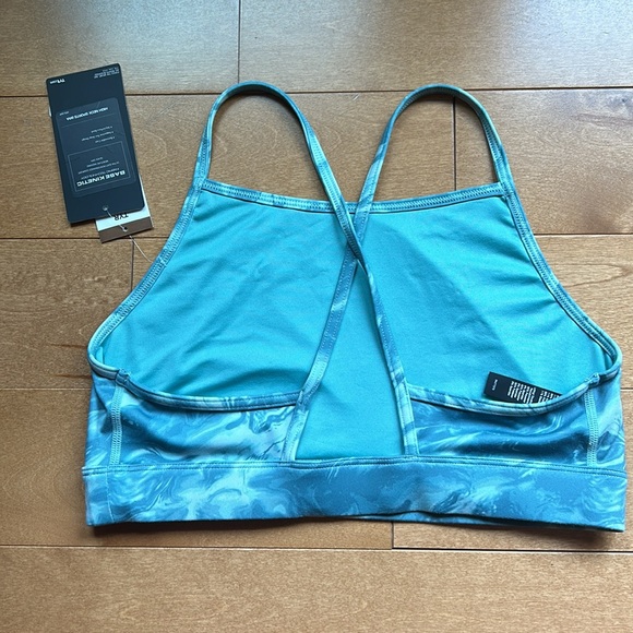 TYR Sports Bra - Picture 4 of 5